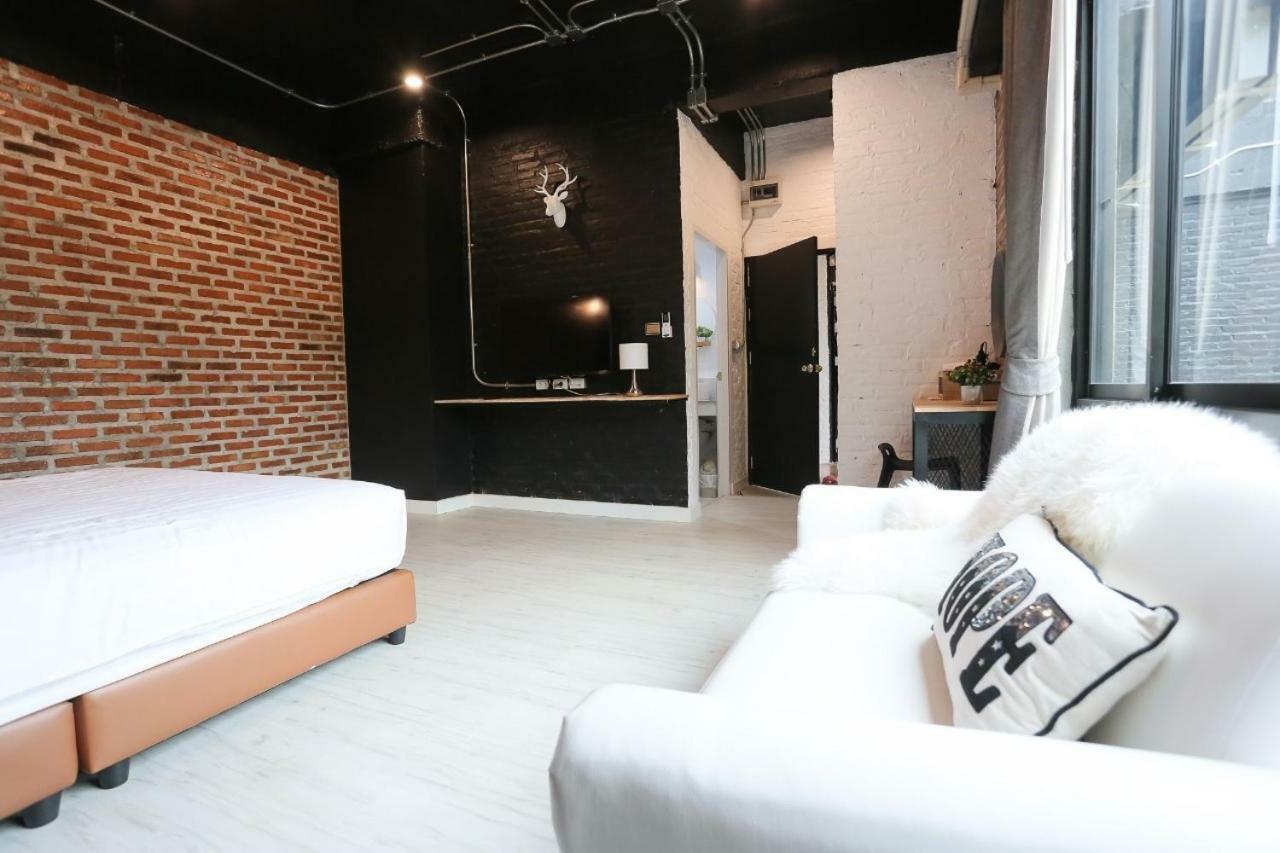Hotel Manonnee à Chiang Rai Extérieur photo